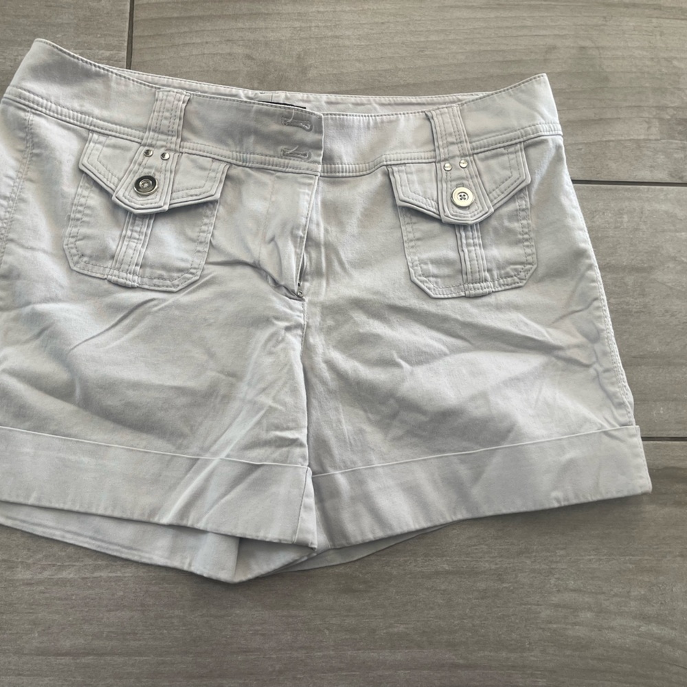 White House Black Market Stylish light Grey Shorts with Buttoned Pockets